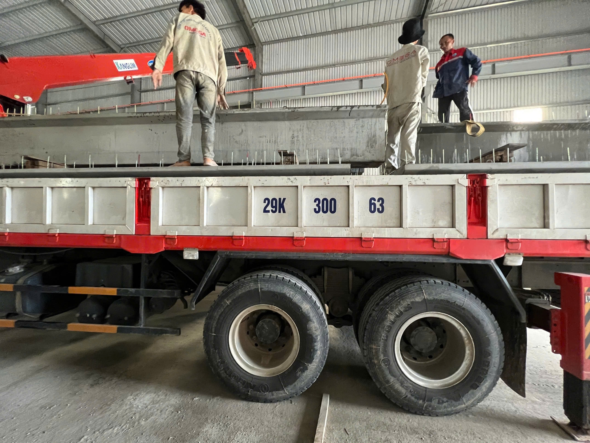 OMEGA CHUYÊN DẦM BÊ TÔNG ĐÚC SẴN THEO THIẾT KẾ