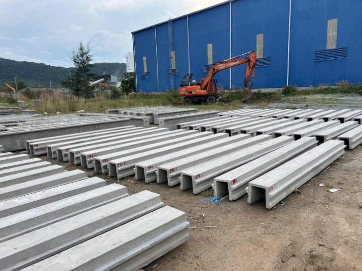 Một góc nhỏ tại xưởng Omega sản xuất cấu kiện bê tông